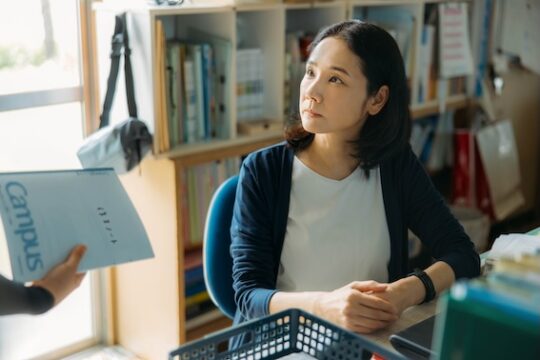 吉田羊、有村架純×石田ひかり×姫野花春『さとこはいつも』に出演！15歳の“さとこ”の人生を変える国語教師役に